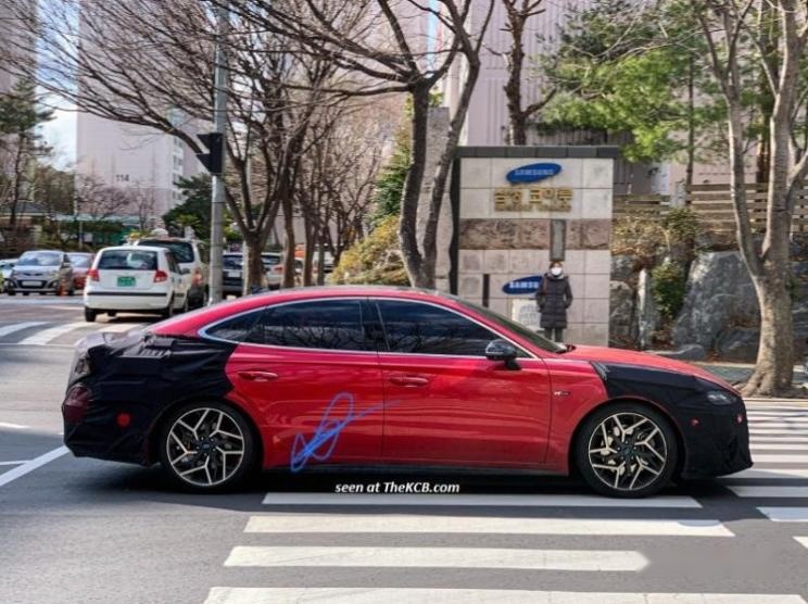 全系2.0T，13.98万起大气国产车改款上市，7/9座都有
