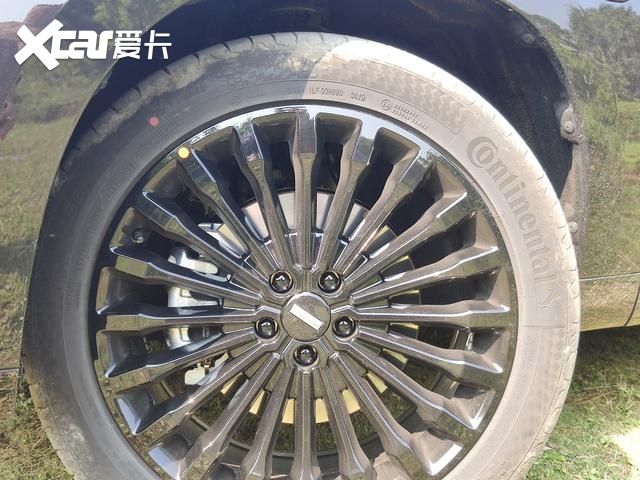 动力、操控当仁不让对手，WEY VV7 PHEV&VV7 GT PHEV双车试驾