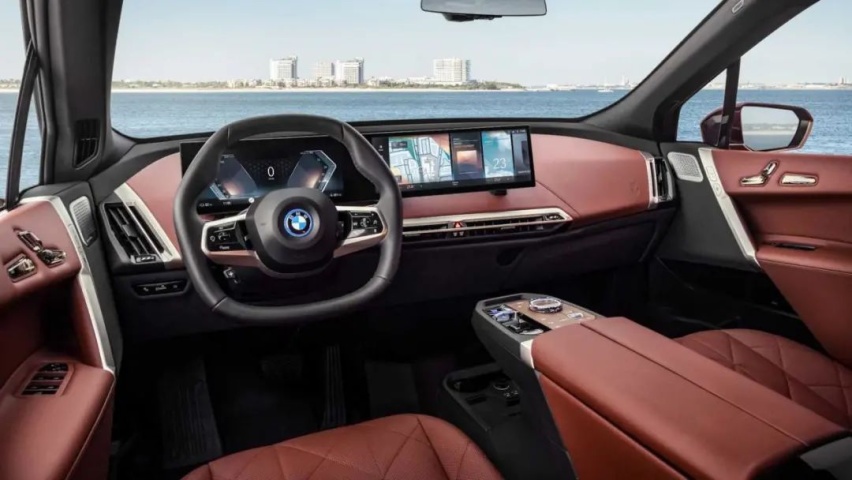 创新BMW iX，满足你对未来的想象