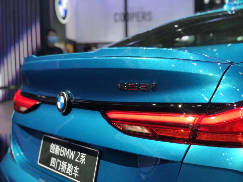标配2.0T四缸，宝马2系Gran Coupe正式上市