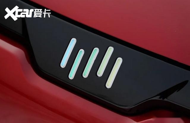 造车新势力再发力，蔚来推轿跑SUV，威马700KM续航车将至