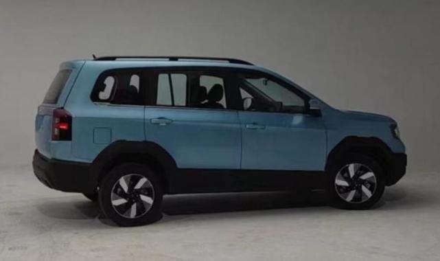 10万级七座SUV，续航或超1000km！斯威大虎ED-i增程版谍照曝