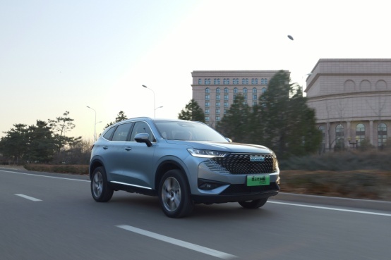 20万元SUV怎么选？自主混动还是合资燃油？
