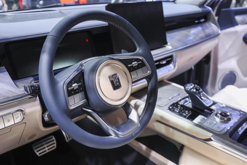 售33.5万元起，3.0T+9AT动力总成，坦克500正式上市