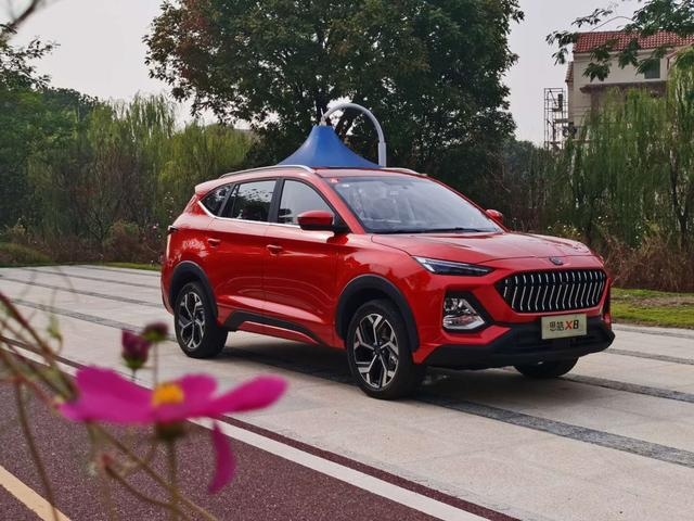 试驾思皓X8：合资车中的自主车，SUV中的MPV！