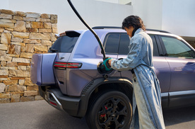 15.38万起 方程豹钛3闪充版上市 10-97%充电只需9分钟