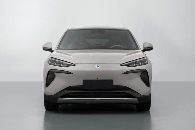 接棒特斯拉Model Y？全新腾势N7上市，四款车型哪款更值得入手？