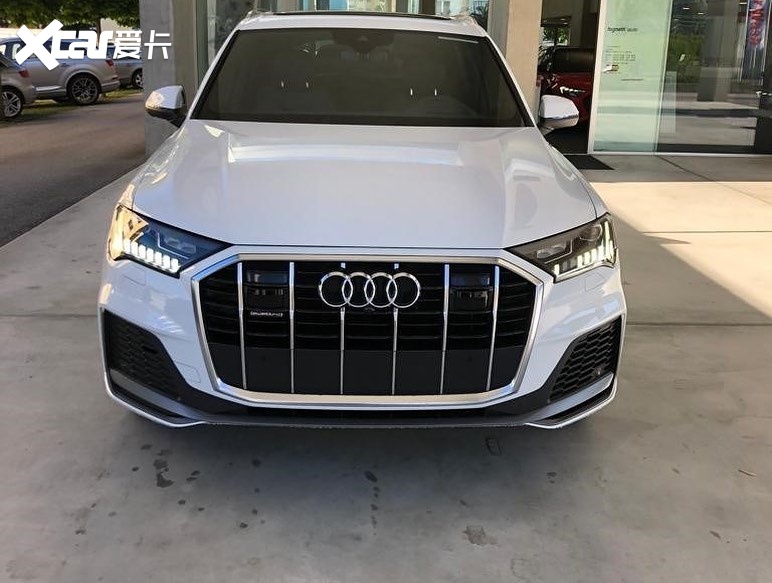 精致大气的设计 新款奥迪Q7实车