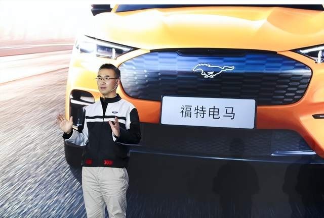 纯电轿跑SUV车型 3.54秒破百！23.98万起，2024款福特电马