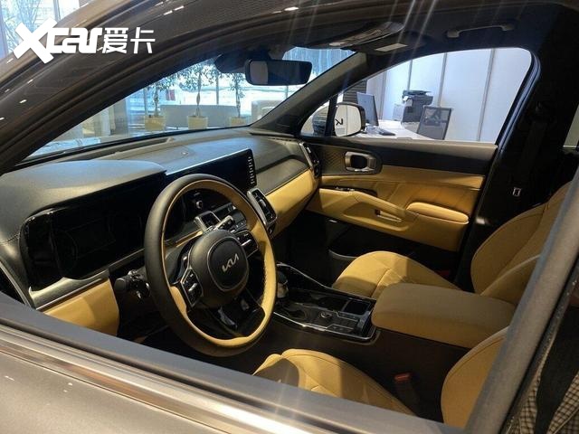 全新起亚索兰托实车曝光，外观大气精致，产品力如何？