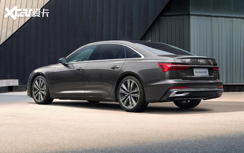 8月售15126辆,成最畅销豪车,事实证明:优惠大的奥迪a6l很吃香