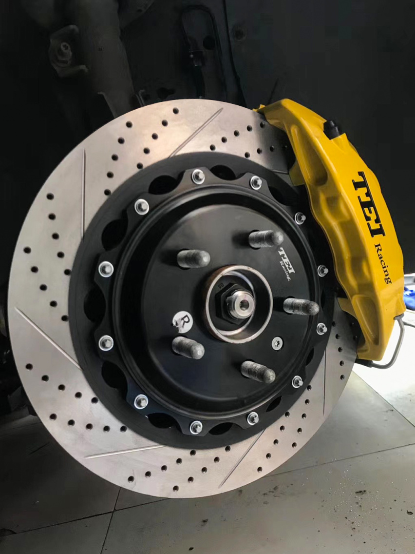 雪佛兰迈锐宝改装TEI Racing P40NS刹车套件