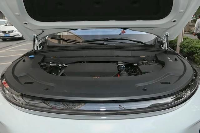 理想L7：家庭五座旗舰SUV，空间大、长续航，家用值得推荐