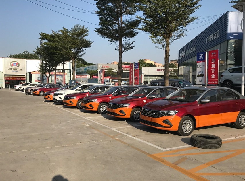 【暗访】都是10来万，捷达VA3/桑塔纳/科沃兹谁的优惠更给