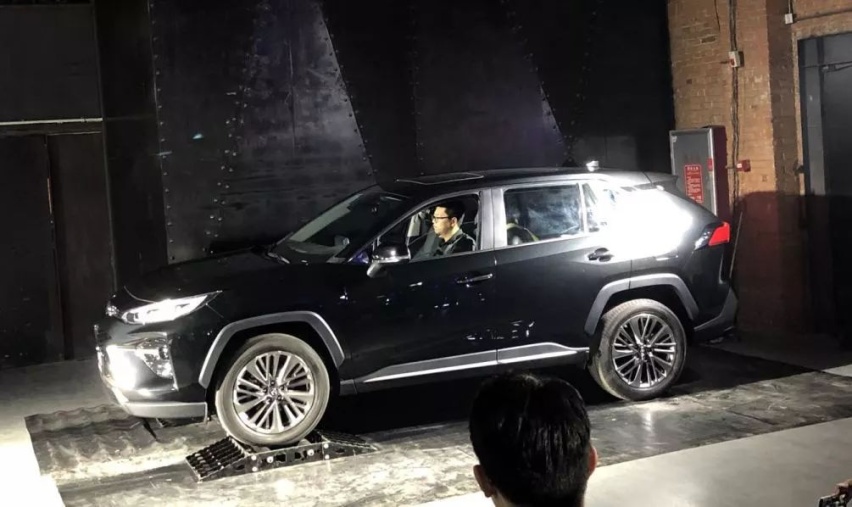 不想加价买RAV4，要不等等这台？简直就是爆款的节奏！