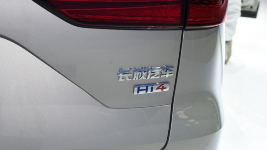 哈弗枭龙6月销量破6千，16万买四驱PHEV，真的很香？