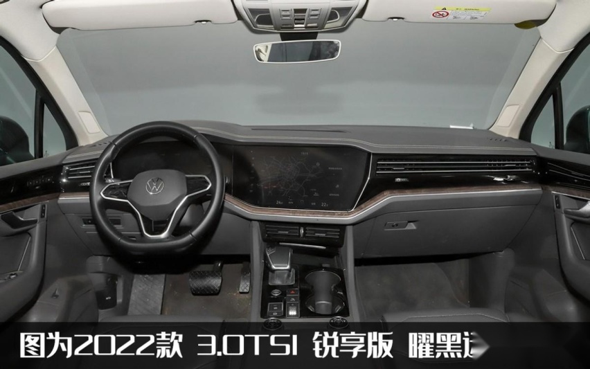 2023款大众途锐上市，动力总成升级，顶配版本依旧70多万