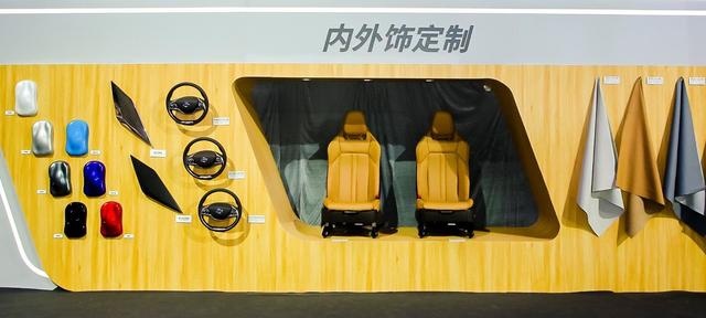 24.96万起，挑战百万级豪车的埃安LX来了，续航650km