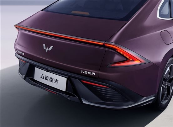 1400x0_1_q95_autohomecar__ChtlxWUk6xuAZoWaAEgqfyoN6Ts143