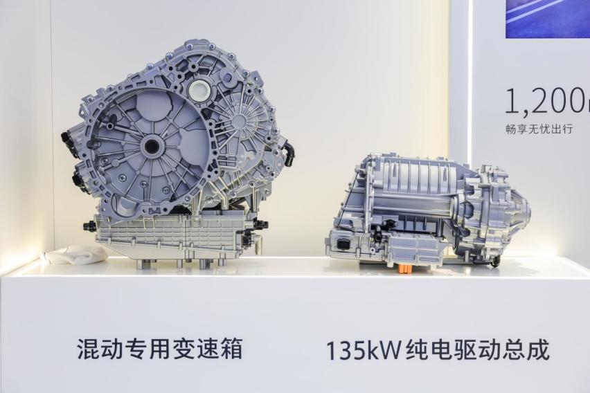 独一无二的出行头等舱 魏牌高山闪耀广州车展