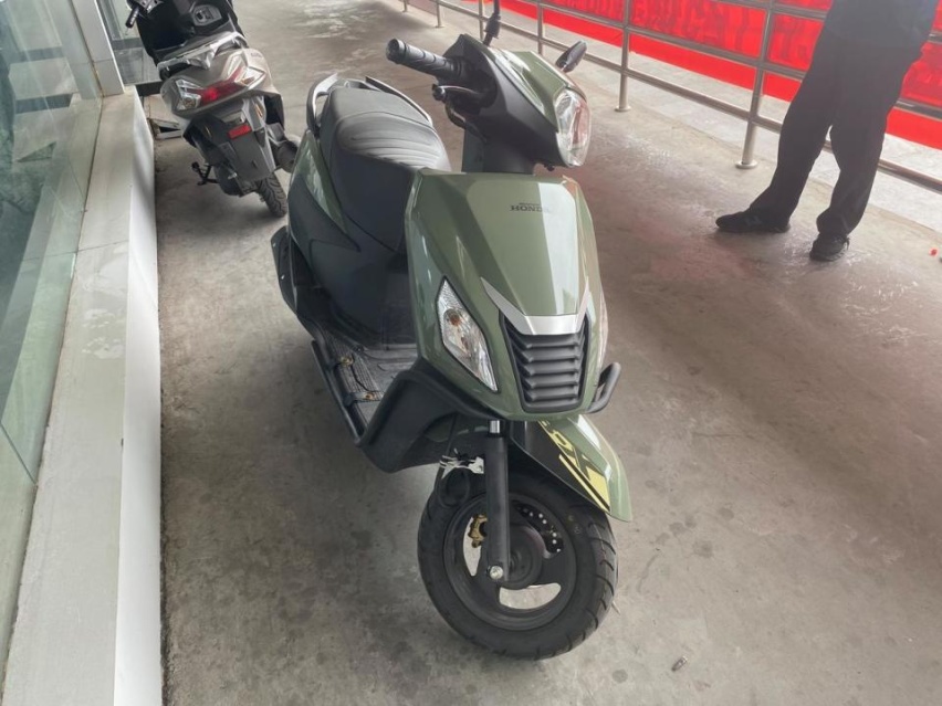 动力升级！售8880元，体验本田NB-X125：操控灵活，适合日常通勤