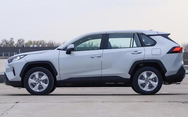16.98万起的广本皓影，上市次日订单破万，还买RAV4？