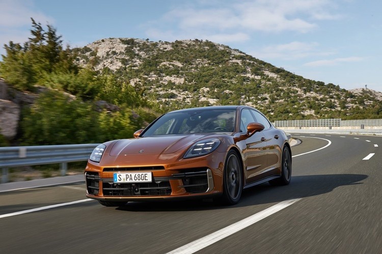 第3代保时捷Panamera：为数不多“真的值100万”的车子！