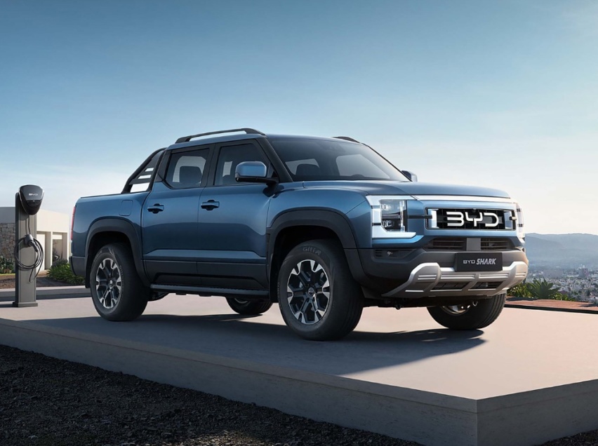 比亚迪进军皮卡车行业了，新车搭载1.5T+电机，海外售价约40万元