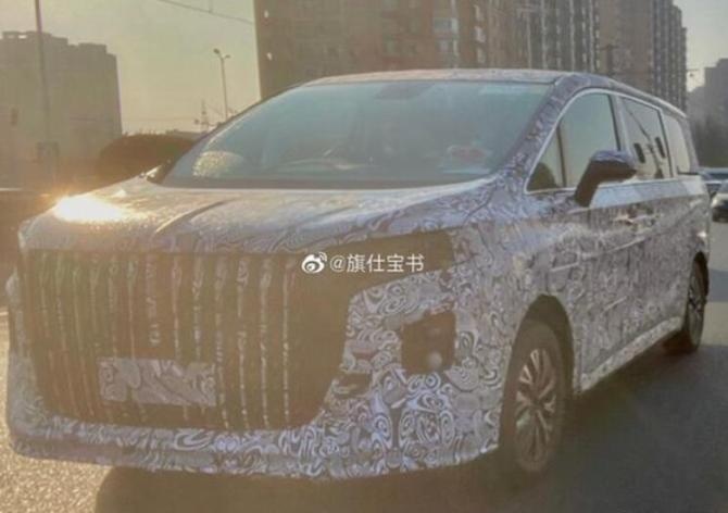 新知达人, 红旗新MPV路试图曝光 前脸跟H9相似 或搭3.0T V6
