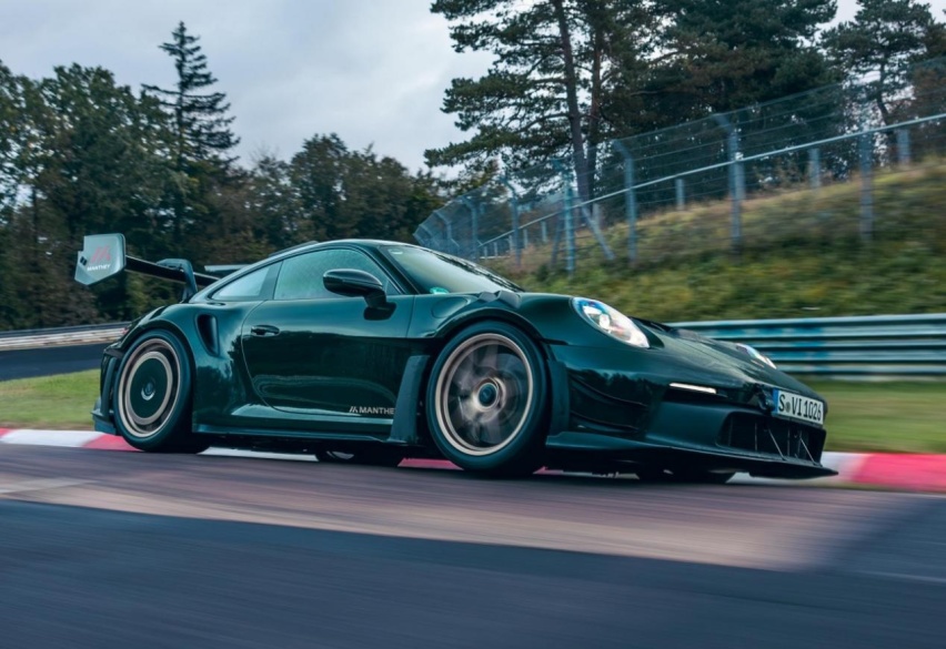 Manthey保时捷911 GT3 RS，带鲨鱼鳍的911，纽北比原版