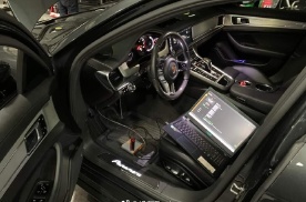 奔驰S63AMG+保时捷Panamera刷ECU德国TECHTEC程序