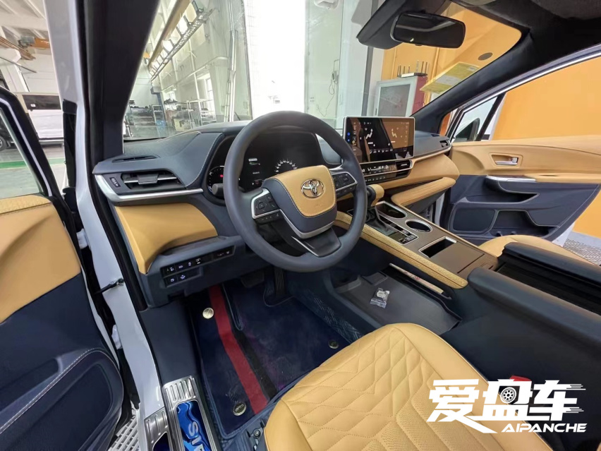 爱盘车教你丰田赛那内饰改装技巧和搭配的这几个方案要记住