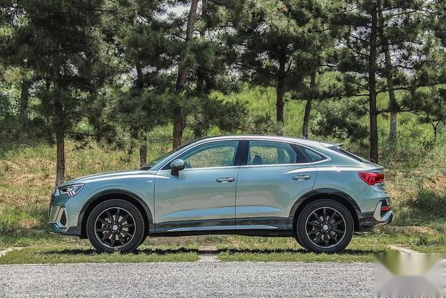 奥迪全新入门溜背SUV Q3轿跑再一次把对手甩在身后