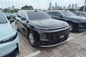 说的多么厉害 配置多么高 多少万的零跑D19你会买单？