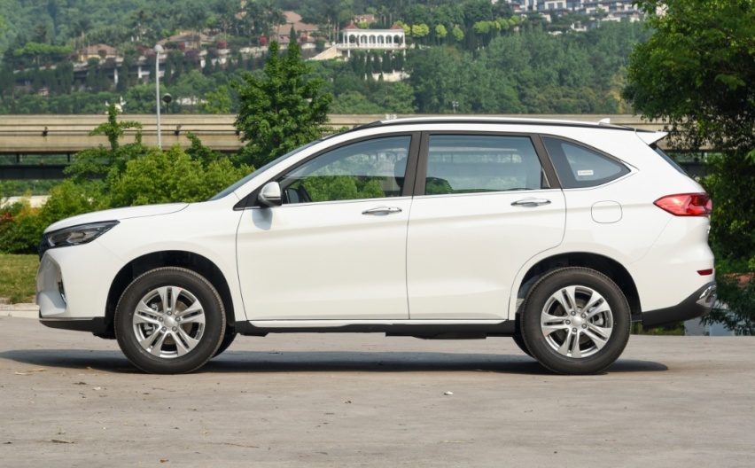 十万以内选SUV，这两款都极具性价比