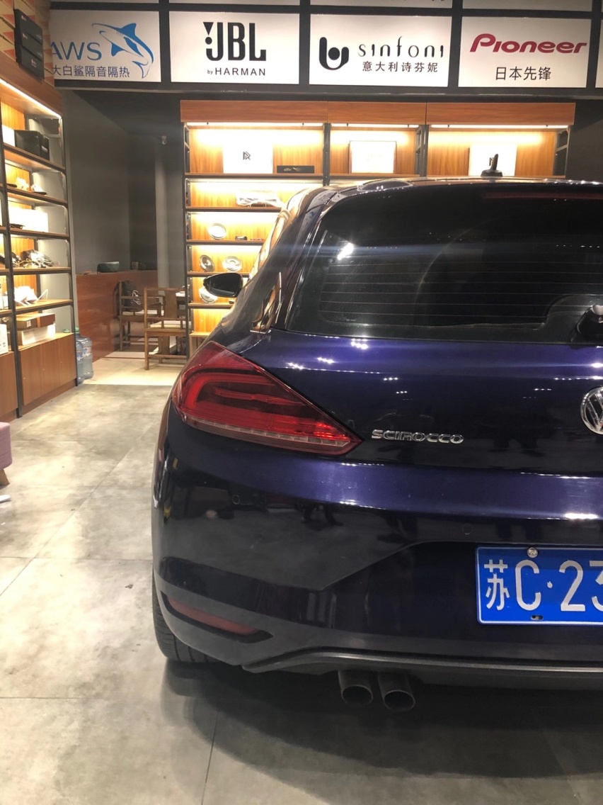 济南77大众尚酷汽车隔音改装大白鲨 解决噪音不在话下