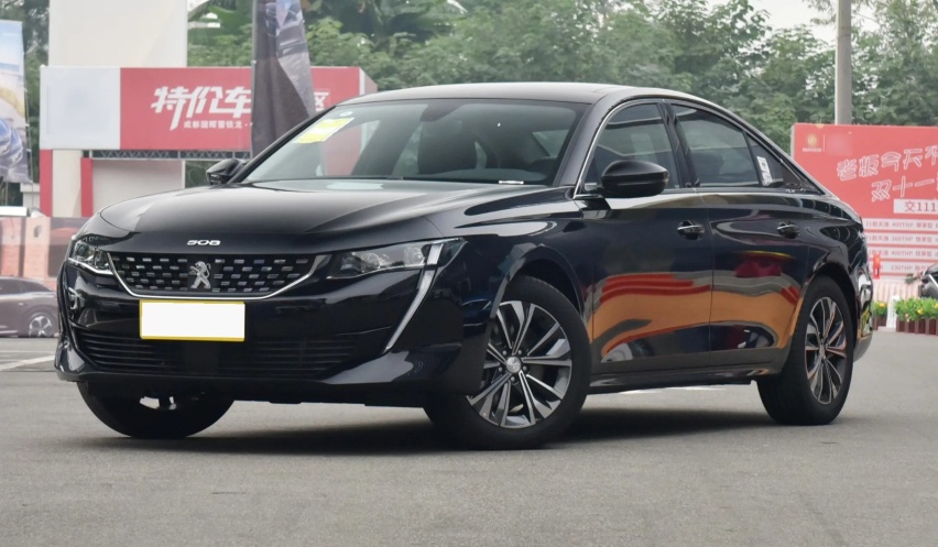11万法系中级车，“黑武士”商务车！1.6T/1.8T+爱信AT