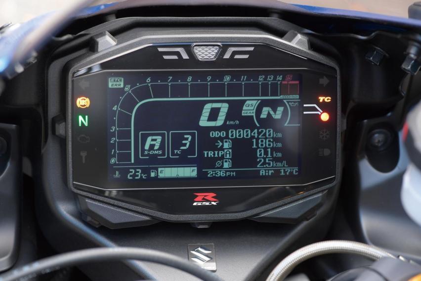 铃木公升级跑车GSX-R1000R，赛车技术下放，水冷四缸197马力