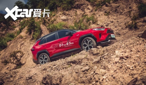 动力强、加速猛，一汽丰田RAV4荣放带来更多驾驶快感