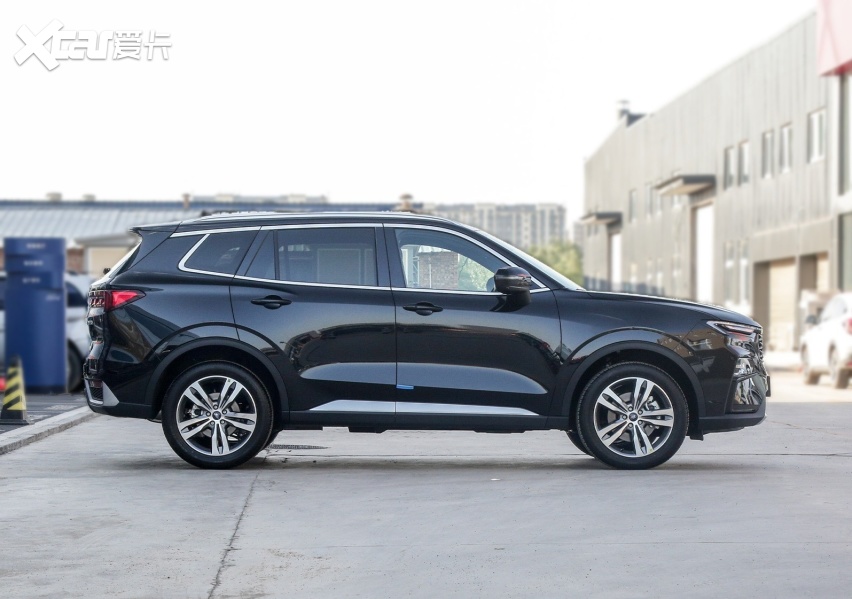 不给国产留“活路”！比哈弗H6更便宜的福特大5座SUV，配贯穿大屏