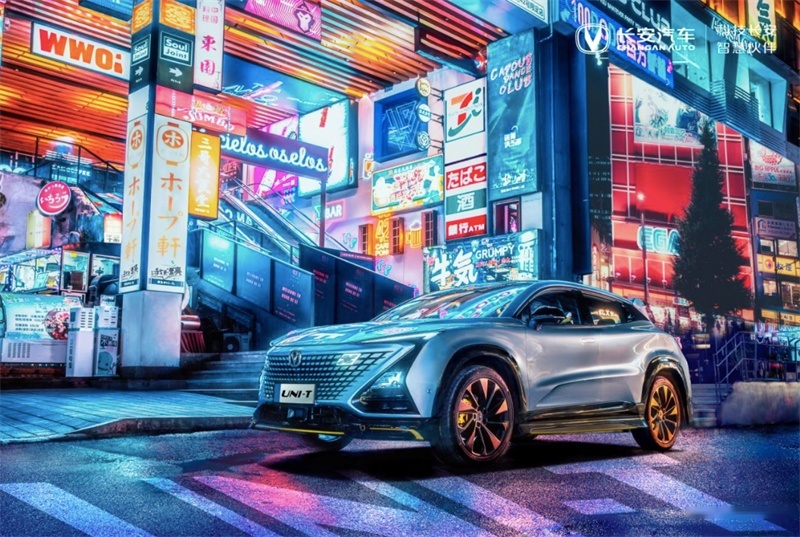 机甲座驾YYDS！ 售价13.89万元的2022款UNI-T领衔登场