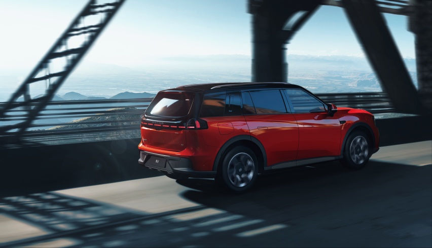 27.88万起、定位中大型SUV 自游家NV上市