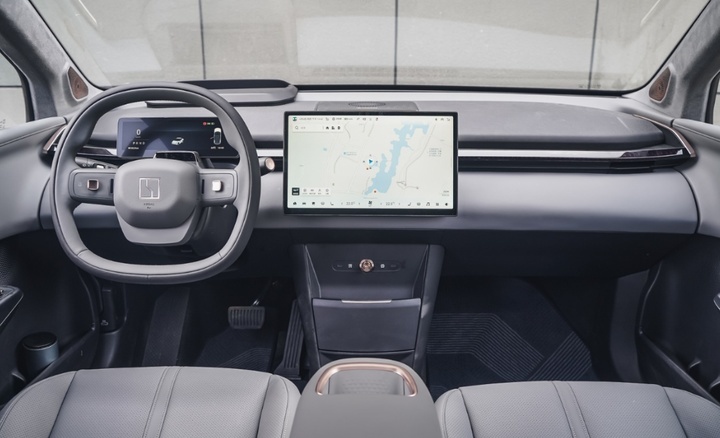 偷师大众？吉利架构造车，极氪、smart和沃尔沃你选谁？