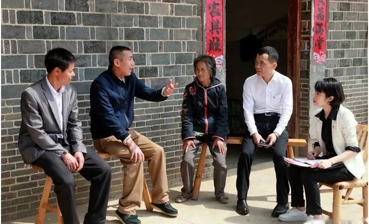 抚州头部车企大乘汽车登陆央视一套扶贫攻坚大剧《花繁叶茂》