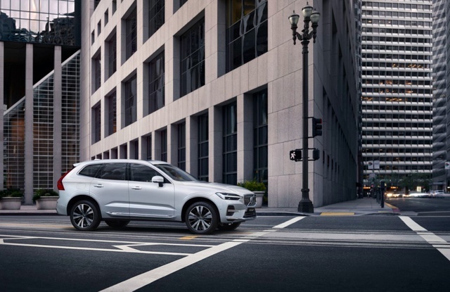 预算35万，XC60、Q5L同步改款，再算上XT5，怎么选？
