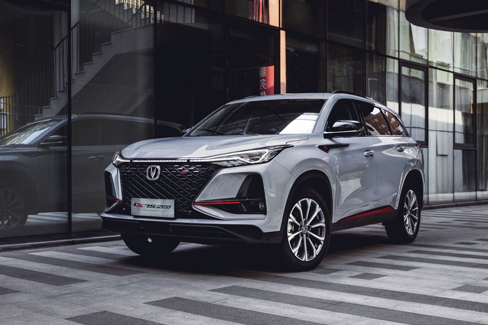 �@�׿����܇�F����������m ���r�o�������࣡