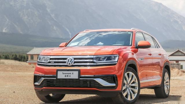 轴距近3米，V6大排量，价格不到40万，气势不输奥迪Q5L