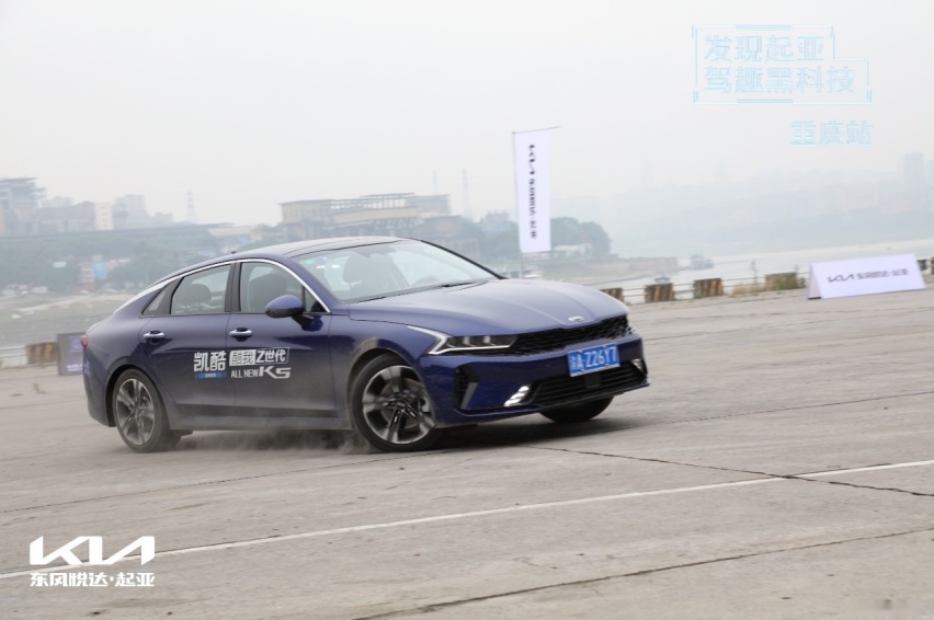 重庆试驾凯酷(K5)后,终于明白Z世代们为何如此钟情于它的原因