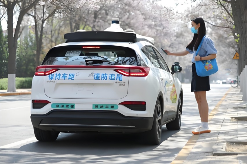 特斯拉Robotaxi的技术创新真的那么不可复制吗？