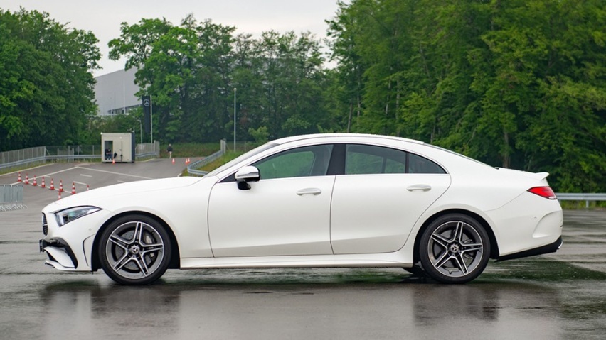 奥迪A7L：和进口CLS抢销量，就靠3.0T V6？